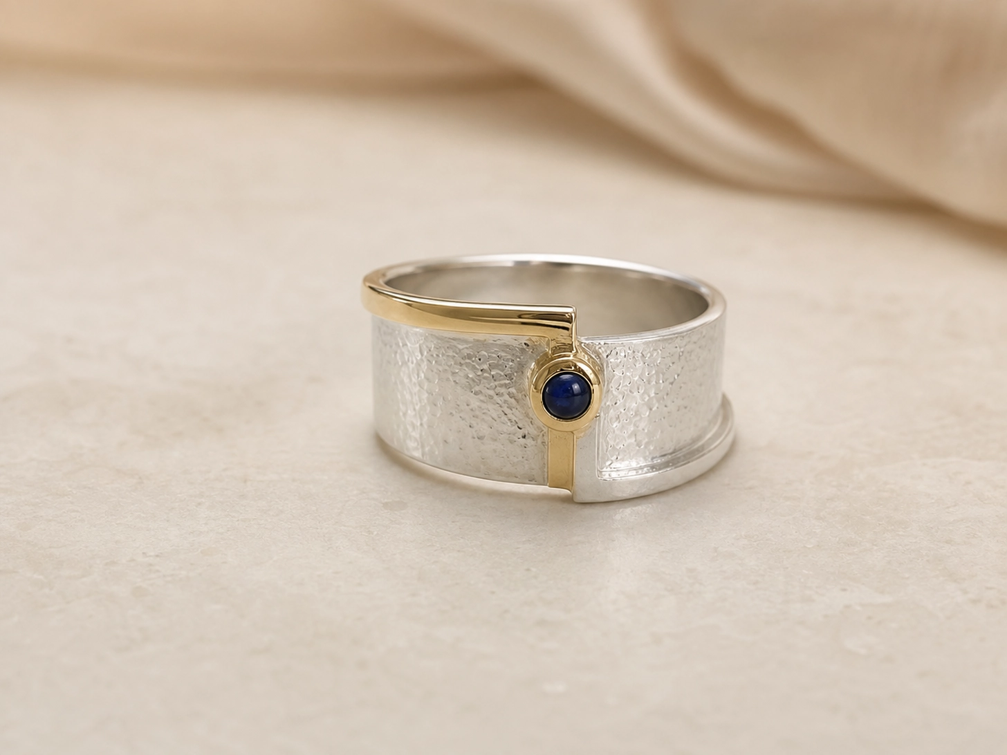 Ringe, von Renate Bauer in Linz handgefertigt